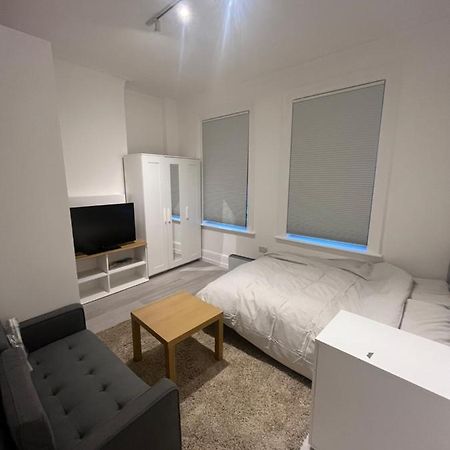 ロンドンStudio Flat In Camden Townアパートメント エクステリア 写真